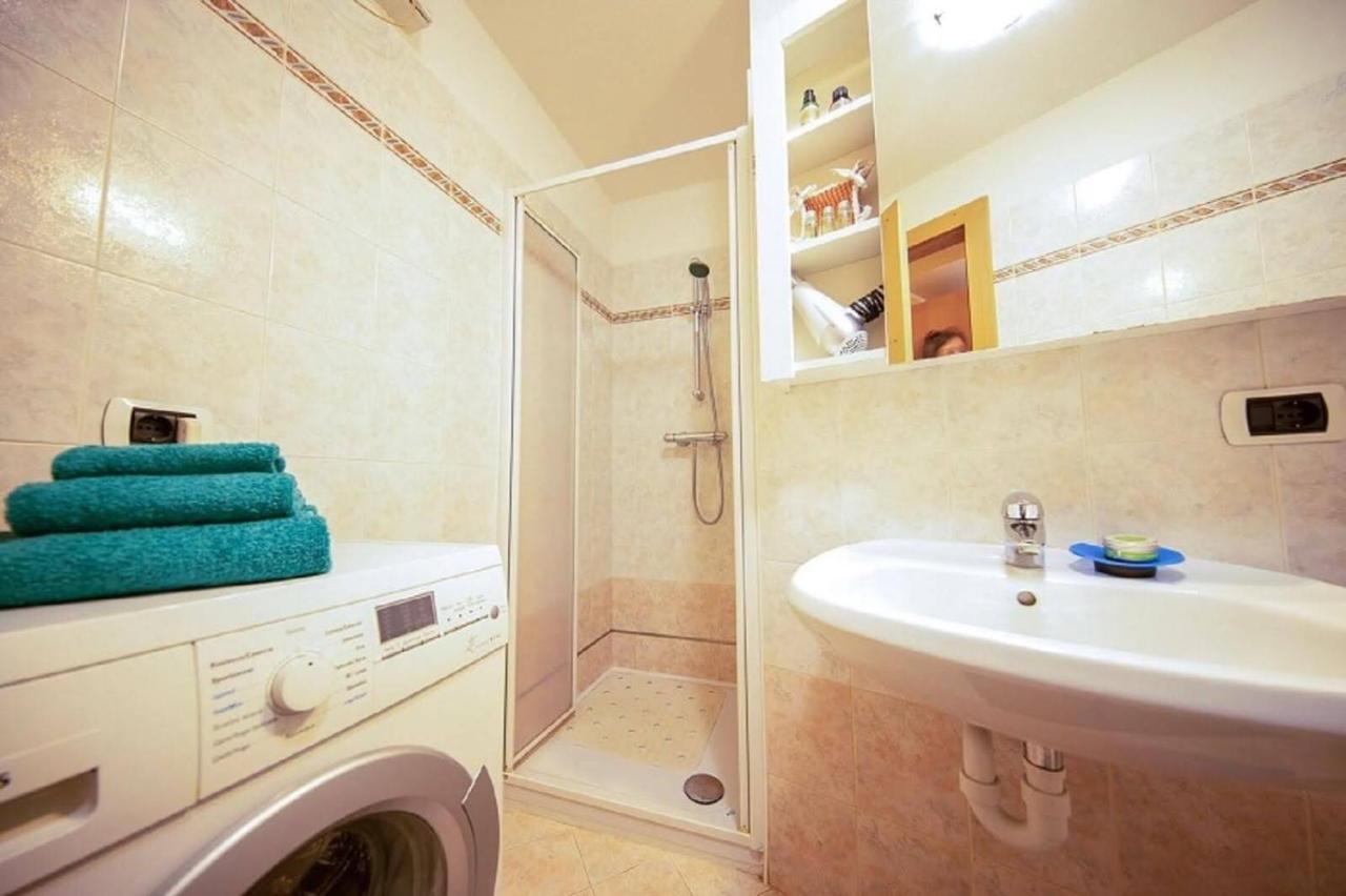 Valeria 2 Apartment